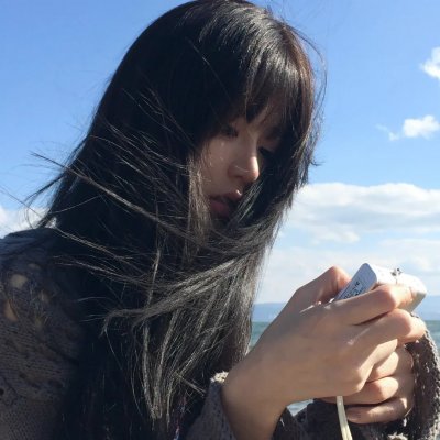 肮脏的黑袋子
